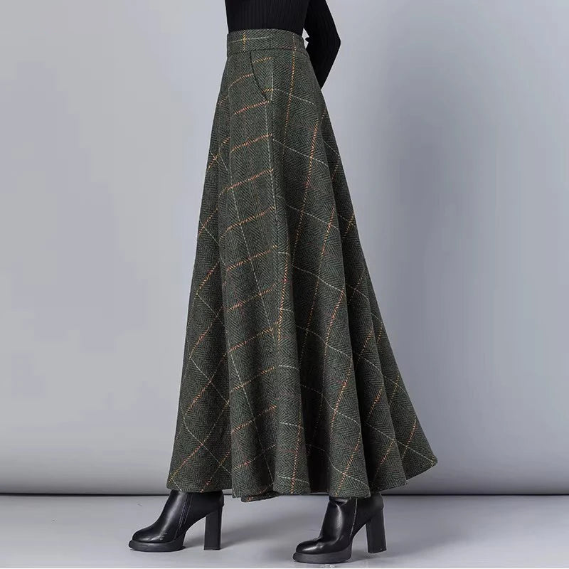 Women's 2025 Fall/Winter Retro Plaid Wool Midi Skirt - High-Waisted A-Line, Plus Size, Thickened & Slimming Long Skirt
