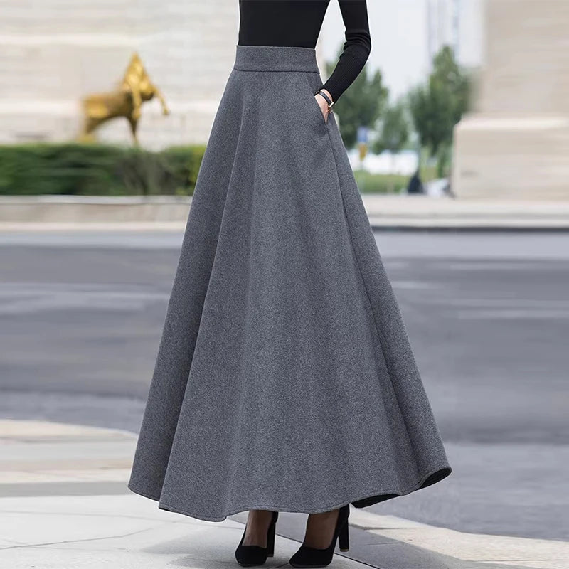 Gray wool blend half skirt, women's winter large swing slimming black long skirt, Korean style A-line high-waist umbrella skirt