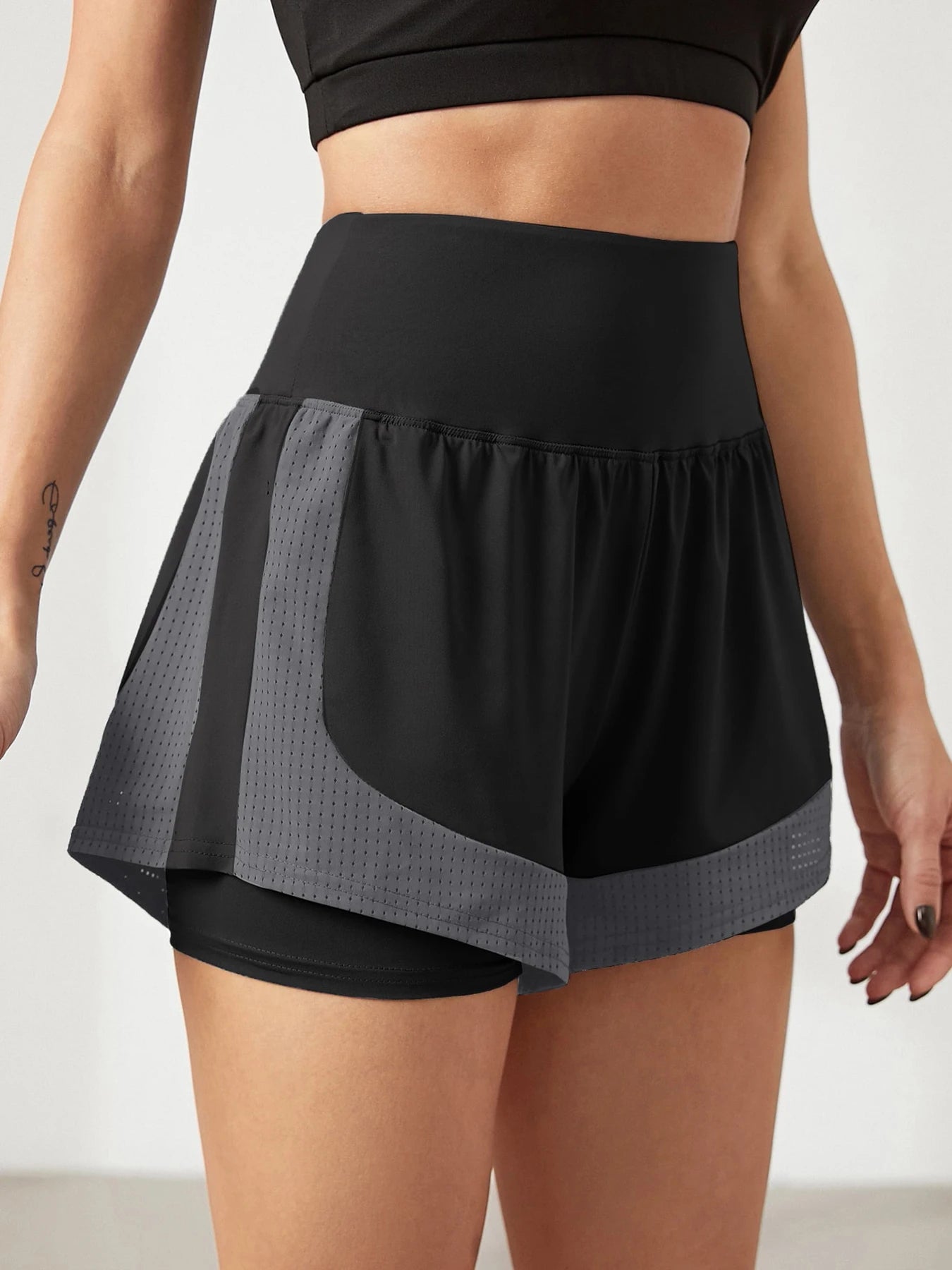 Women's loose sports shorts for running, anti-exposure, quick-dry, outer wear, fake two-piece yoga hot pants